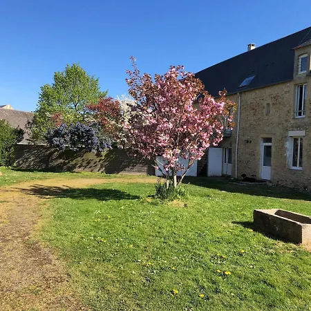 L Hirondelle Apartment *